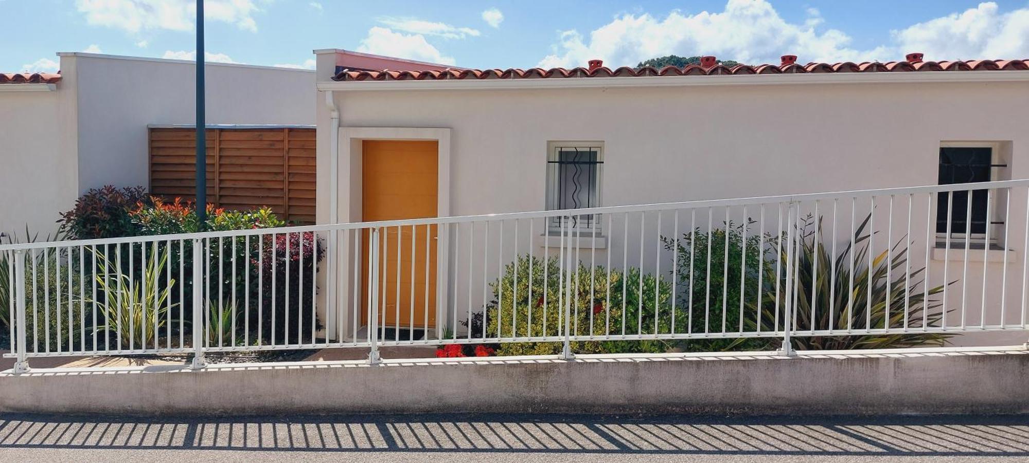 Maison T3 Duplex Avec Jacuzzi Villa Bastelicaccia Exterior foto